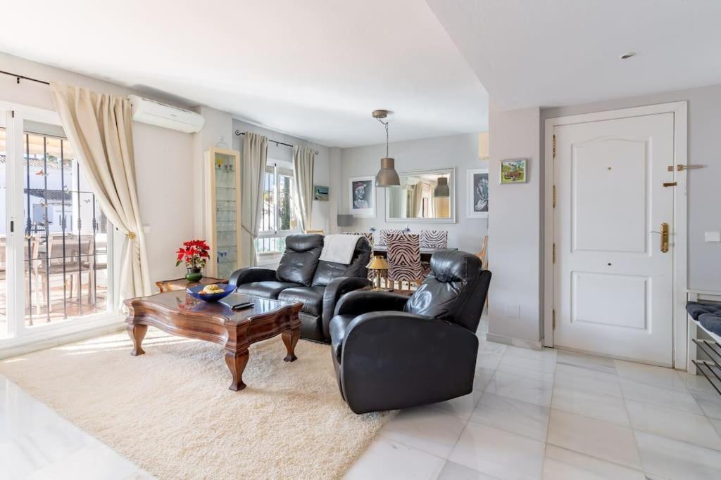 1 Bedroom With Large Roof Terrace Marbella